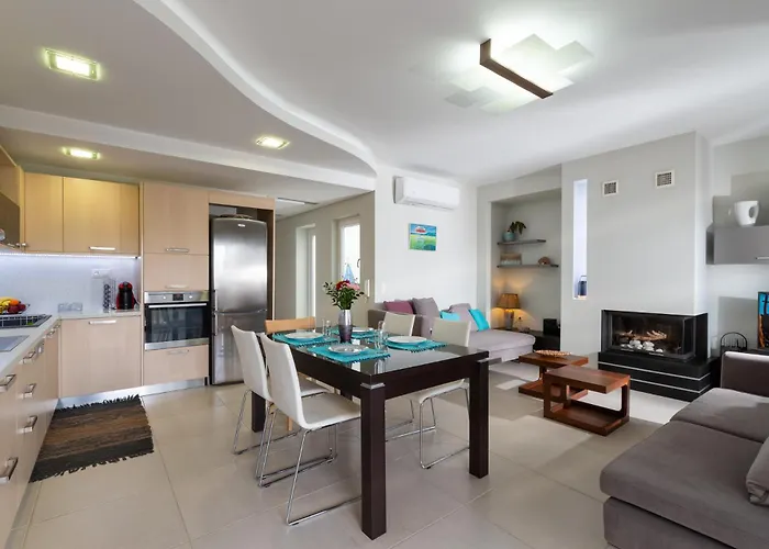 Palmasea Cozy 1Stfloor 2Br Family Ap In Stalis